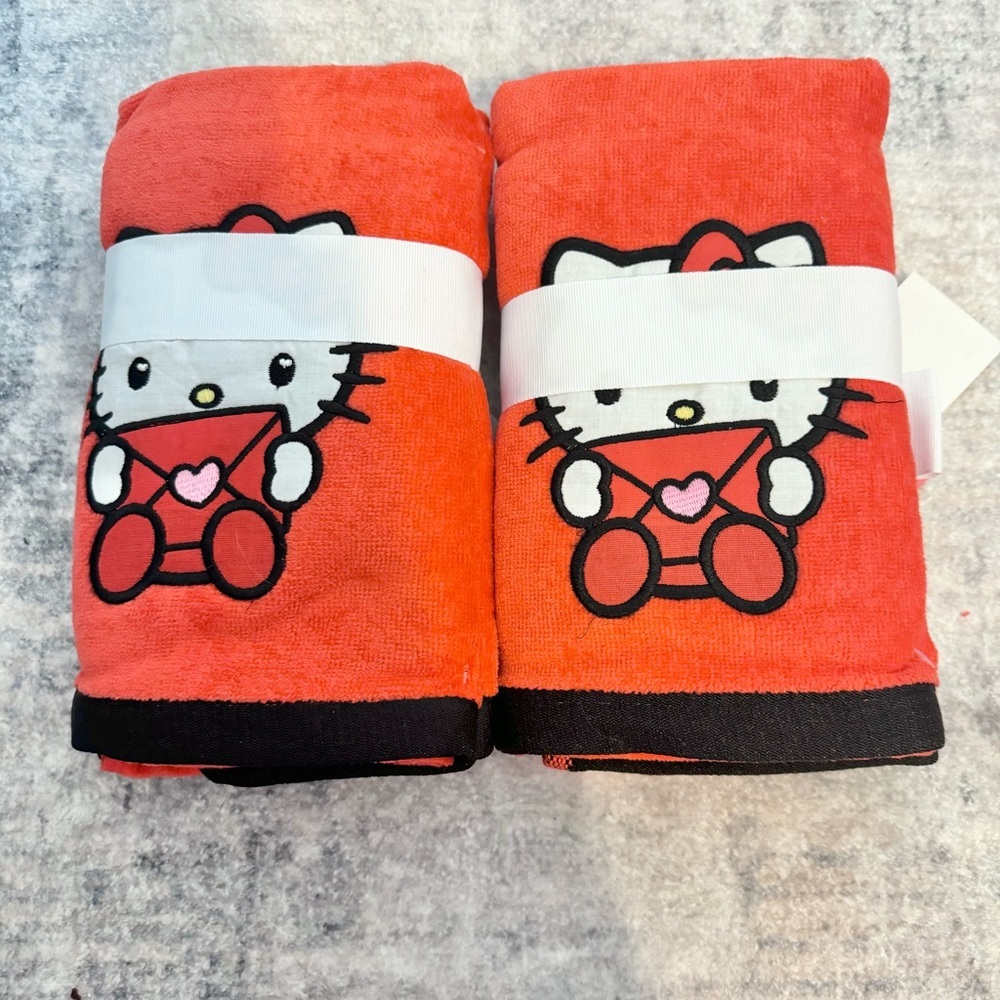 NWT Viral Hello Kitty Valentines Day embroidered towels